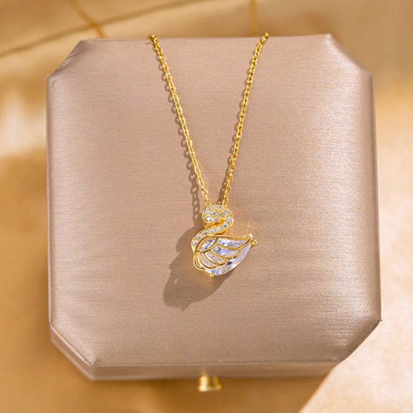 3/$35 18K Gold Plated Swan Pendant Chain Necklace Diamond Stainless Steel - Picture 4 of 7